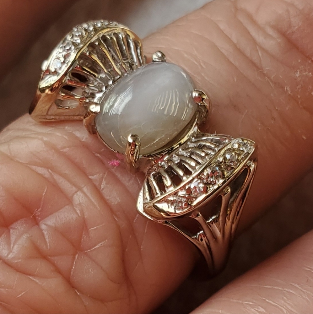 14k White Gold Star Sapphire Ring